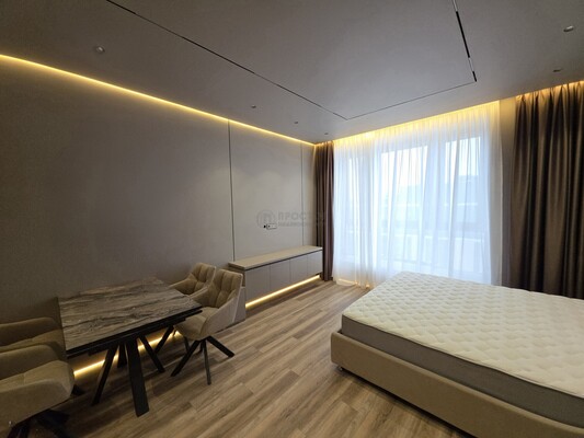 Продам однокомнатную (1-комн.) квартиру, Сколковское ш, 40к3, Москва г