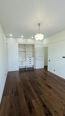 Продам трехкомнатную (3-комн.) квартиру, Шарикоподшипниковская ул, 40, Москва г