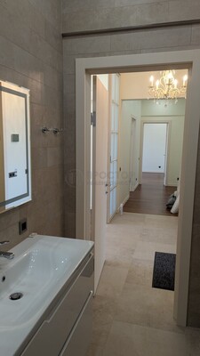 Продам трехкомнатную (3-комн.) квартиру, Шарикоподшипниковская ул, 40, Москва г