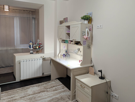 Продам однокомнатную (1-комн.) квартиру, Подмосковный б-р, 8, Красногорск г