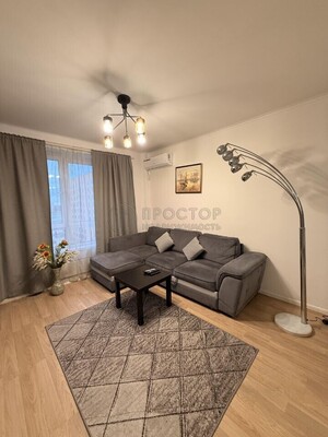 Продам однокомнатную (1-комн.) квартиру, Саларьевская ул, 14к2, Московский п