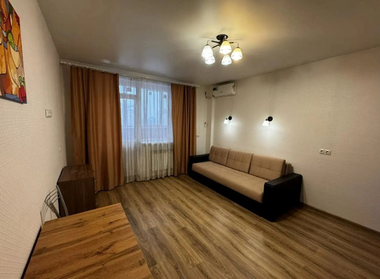 Продам однокомнатную (1-комн.) квартиру, Салютина пер, 2Б, Ростов-на-Дону г