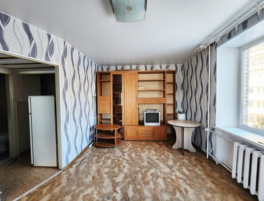 Продам однокомнатную (1-комн.) квартиру, Лебедева наб, 7, Приморск г