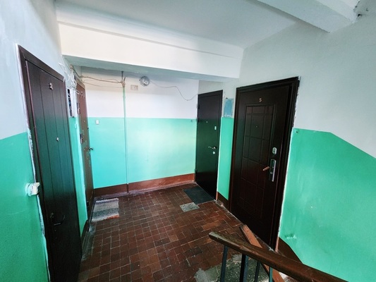 Продам однокомнатную (1-комн.) квартиру, Лебедева наб, 7, Приморск г