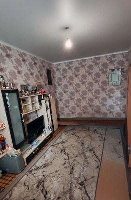 Продам двухкомнатную (2-комн.) квартиру, Энтузиастов ул, 33, Волгодонск г