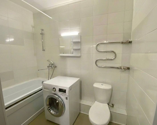 Продам однокомнатную (1-комн.) квартиру, Норильская ул, 3Ж, Красноярск г