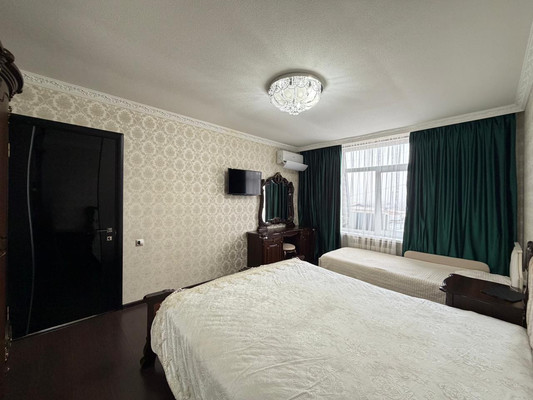 Продам двухкомнатную (2-комн.) квартиру, Эльбрусская ул, 19кг, Нальчик г