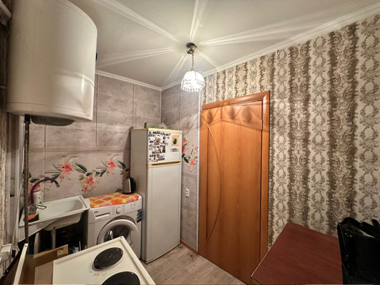 Продам однокомнатную (1-комн.) квартиру, Мовсисяна ул, 5, Нальчик г