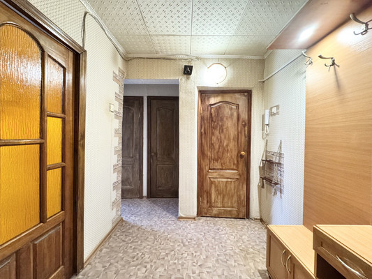 Продам трехкомнатную (3-комн.) квартиру, Дружбы ул, 22, Брянск г