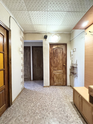 Продам трехкомнатную (3-комн.) квартиру, Дружбы ул, 22, Брянск г