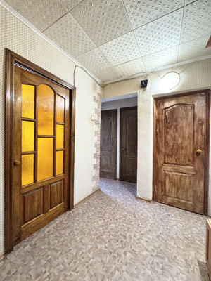 Продам трехкомнатную (3-комн.) квартиру, Дружбы ул, 22, Брянск г