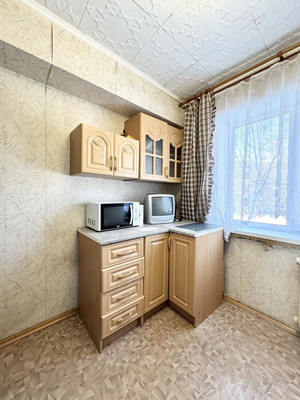 Продам трехкомнатную (3-комн.) квартиру, Дружбы ул, 22, Брянск г