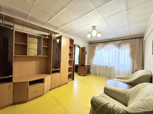 Продам трехкомнатную (3-комн.) квартиру, Дружбы ул, 22, Брянск г