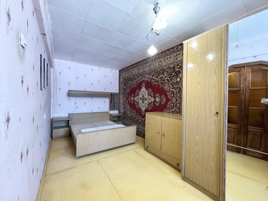 Продам трехкомнатную (3-комн.) квартиру, Дружбы ул, 22, Брянск г