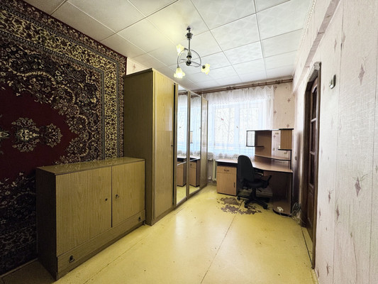 Продам трехкомнатную (3-комн.) квартиру, Дружбы ул, 22, Брянск г