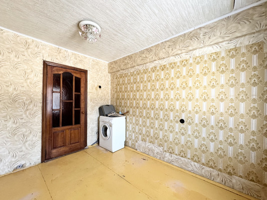 Продам трехкомнатную (3-комн.) квартиру, Дружбы ул, 22, Брянск г