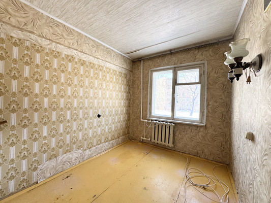 Продам трехкомнатную (3-комн.) квартиру, Дружбы ул, 22, Брянск г