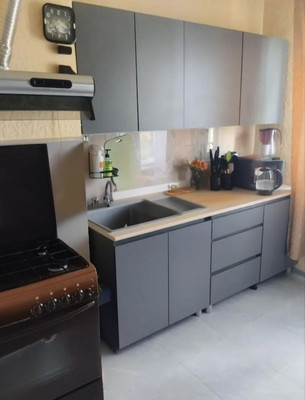 Продам двухкомнатную (2-комн.) квартиру, Дружбы ул, 62, Симферополь г