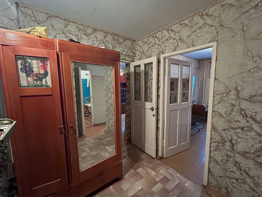 Продам двухкомнатную (2-комн.) квартиру, им. Космонавта Гагарина ул, 139, Краснодар г