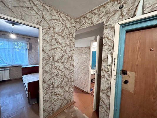 Продам двухкомнатную (2-комн.) квартиру, им. Космонавта Гагарина ул, 139, Краснодар г