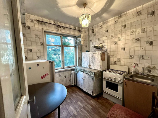 Продам двухкомнатную (2-комн.) квартиру, им. Космонавта Гагарина ул, 139, Краснодар г