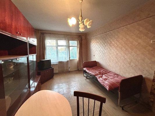 Продам двухкомнатную (2-комн.) квартиру, им. Космонавта Гагарина ул, 139, Краснодар г