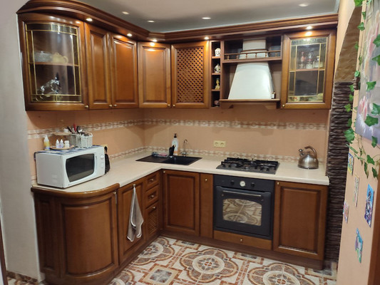 Продам двухкомнатную (2-комн.) квартиру, Аральская ул, 71, Симферополь г