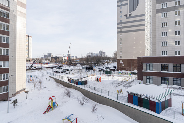 Продам однокомнатную (1-комн.) квартиру, Аделя Кутуя ул, 110кб, Казань г