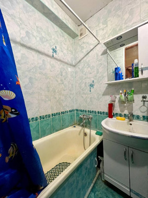 Продам трехкомнатную (3-комн.) квартиру, Победы (Лазаревский р-н) ул, 124ка, Сочи г