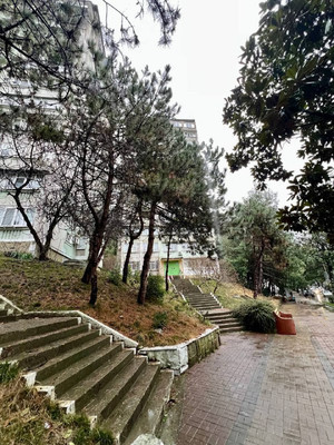 Продам трехкомнатную (3-комн.) квартиру, Победы (Лазаревский р-н) ул, 124ка, Сочи г