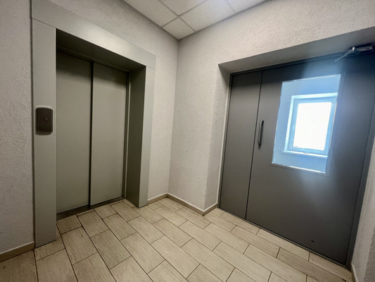 Продам однокомнатную (1-комн.) квартиру, Перспективная ул, 8, Рыбное г