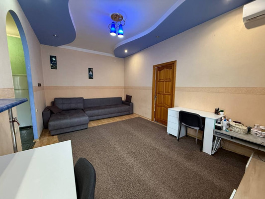 Продам двухкомнатную (2-комн.) квартиру, Павленко ул, 1, Симферополь г