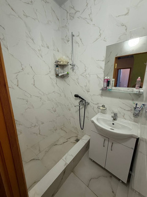 Продам двухкомнатную (2-комн.) квартиру, Павленко ул, 1, Симферополь г