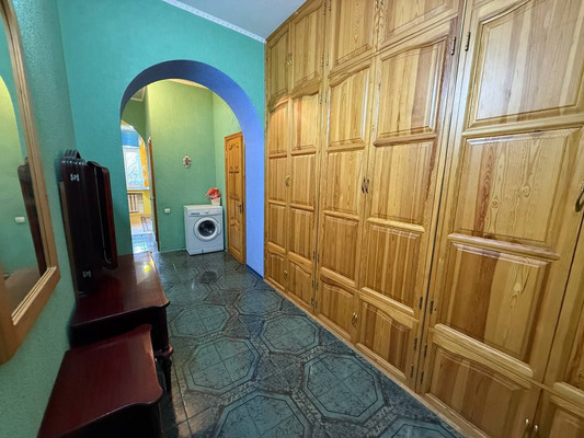 Продам двухкомнатную (2-комн.) квартиру, Павленко ул, 1, Симферополь г