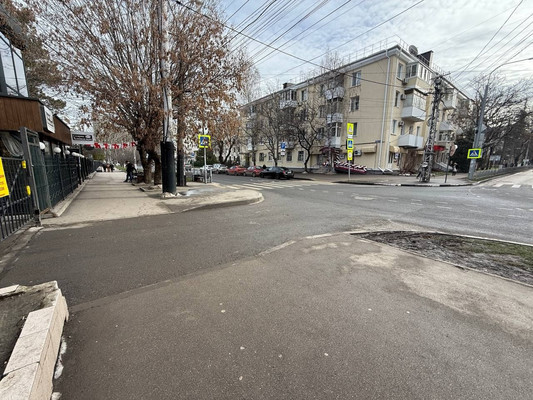 Продам двухкомнатную (2-комн.) квартиру, Павленко ул, 1, Симферополь г