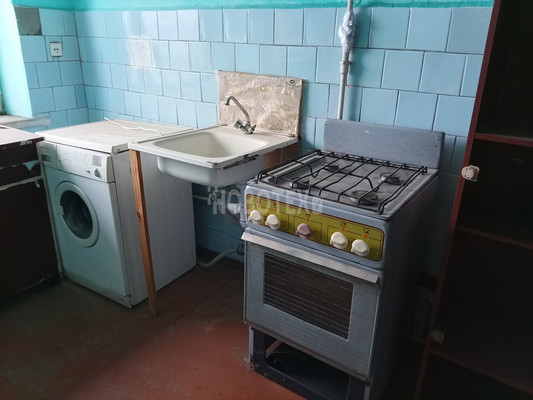 Продам двухкомнатную (2-комн.) квартиру, Промысловая ул, 1, Каневская ст-ца