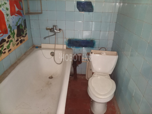 Продам двухкомнатную (2-комн.) квартиру, Промысловая ул, 1, Каневская ст-ца
