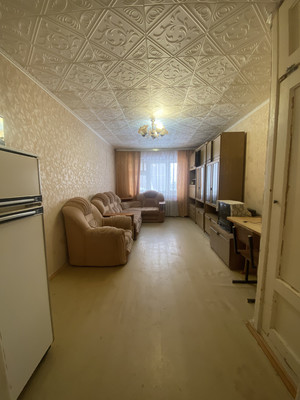 Продам комнату в 6-комн. квартире, Орджоникидзе ул, 36, Нижний Тагил г