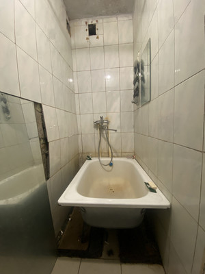 Продам комнату в 6-комн. квартире, Орджоникидзе ул, 36, Нижний Тагил г