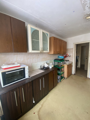 Продам комнату в 6-комн. квартире, Орджоникидзе ул, 36, Нижний Тагил г