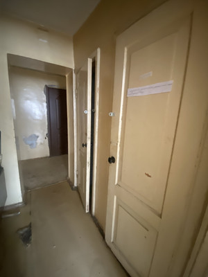 Продам комнату в 6-комн. квартире, Орджоникидзе ул, 36, Нижний Тагил г