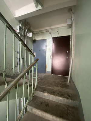 Продам комнату в 6-комн. квартире, Орджоникидзе ул, 36, Нижний Тагил г