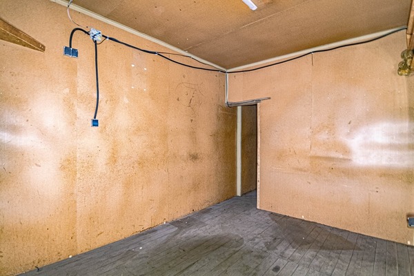 Сдам торговое помещение 80 м2, Екатерининский пр-кт, 3б, Санкт-Петербург г