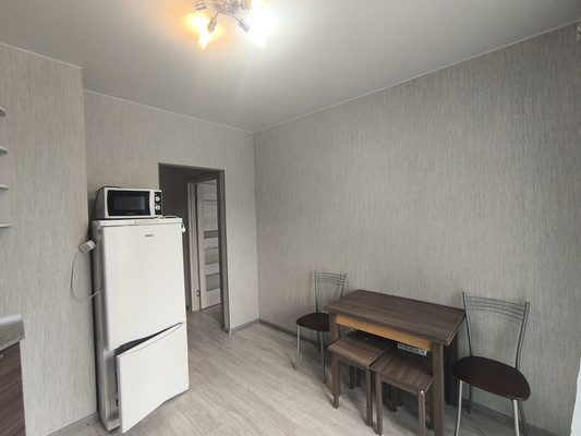 Сдам двухкомнатную (2-комн.) квартиру, Тюльпанов (Янила Кантри мкр) ул, 1, Янино-1 гп