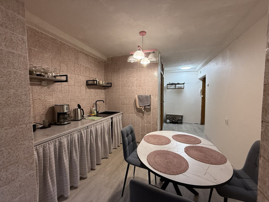 Продам двухкомнатную (2-комн.) квартиру, Калинина ул, 47, Туапсе г