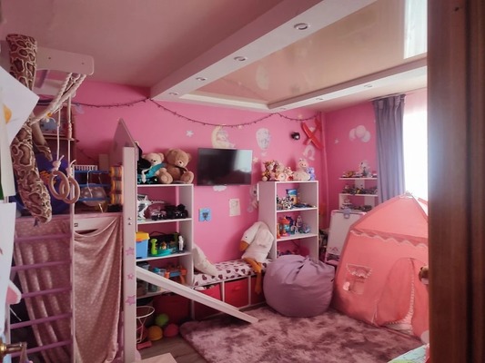 Продам трехкомнатную (3-комн.) квартиру, Литвинова ул, 16, Ростов-на-Дону г