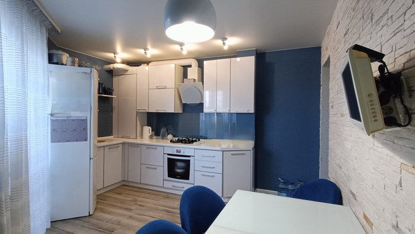 Продам трехкомнатную (3-комн.) квартиру, Интернациональная ул, 16к7, Рязань г