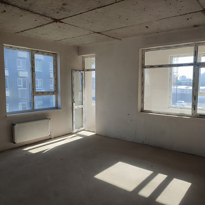 Продам трехкомнатную (3-комн.) квартиру, Александра Суворова пр-кт, 97, Симферополь г