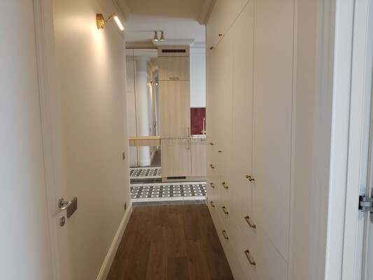 Продам двухкомнатную (2-комн.) квартиру, Волоколамское ш, 95/2, Москва г