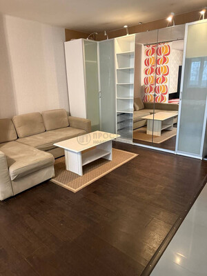 Продам однокомнатную (1-комн.) квартиру, Беловежская ул, 17к2, Москва г